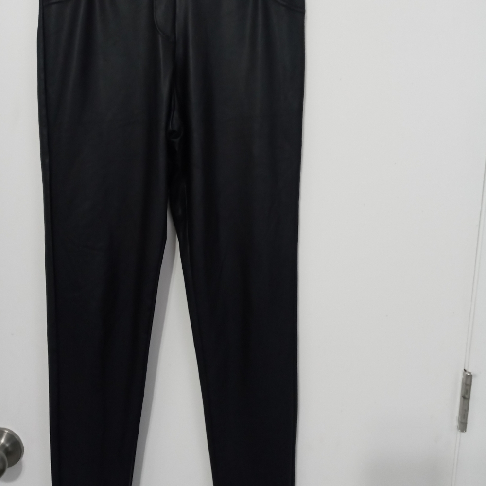 Calzedonia Faux Leather Leggings with Pockets